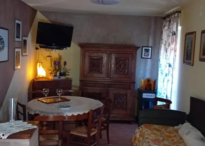 Set Sulei شقة Andonno